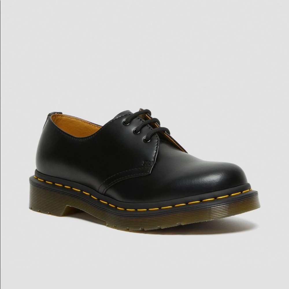 Doc Martens Classic Black Smooth Leather Oxfords